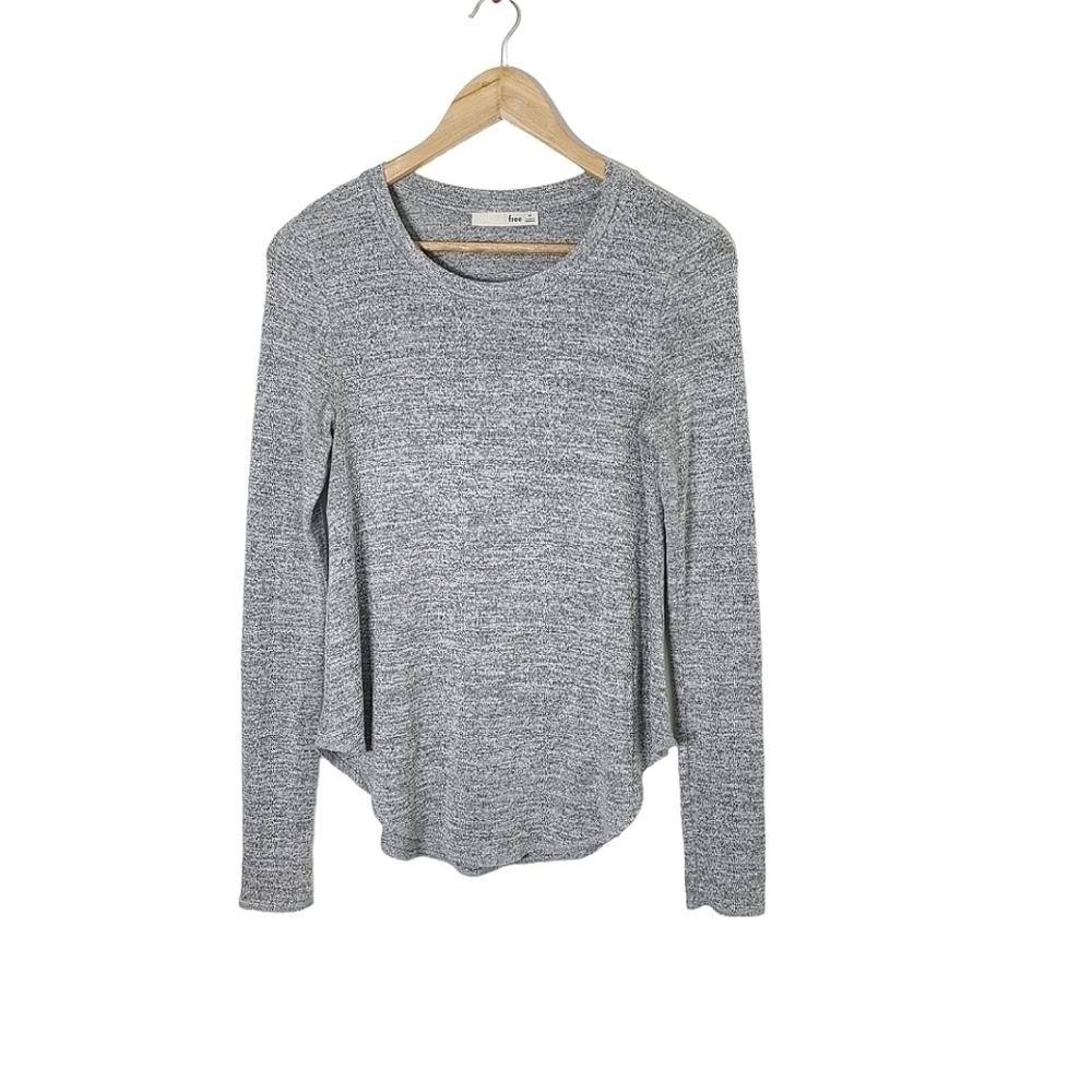 Aritzia Wilfred Free Diapason Gray Long Sleeve Tee Women's Size M - Picture 4 of 14